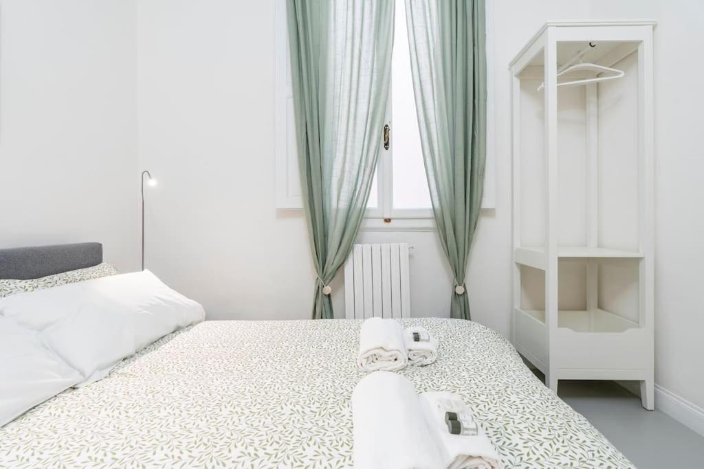 Duomo Deluxe Apartment, Firenze ภายนอก รูปภาพ