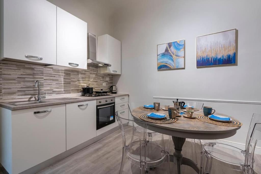 Duomo Deluxe Apartment, Firenze ภายนอก รูปภาพ