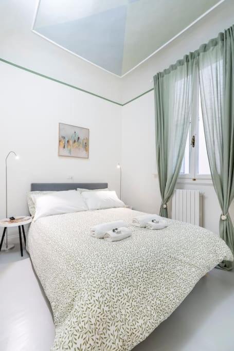 Duomo Deluxe Apartment, Firenze ภายนอก รูปภาพ